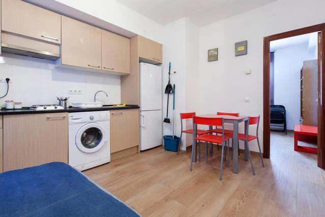 Mercado Anton Martin Apartment Madrid Luaran gambar